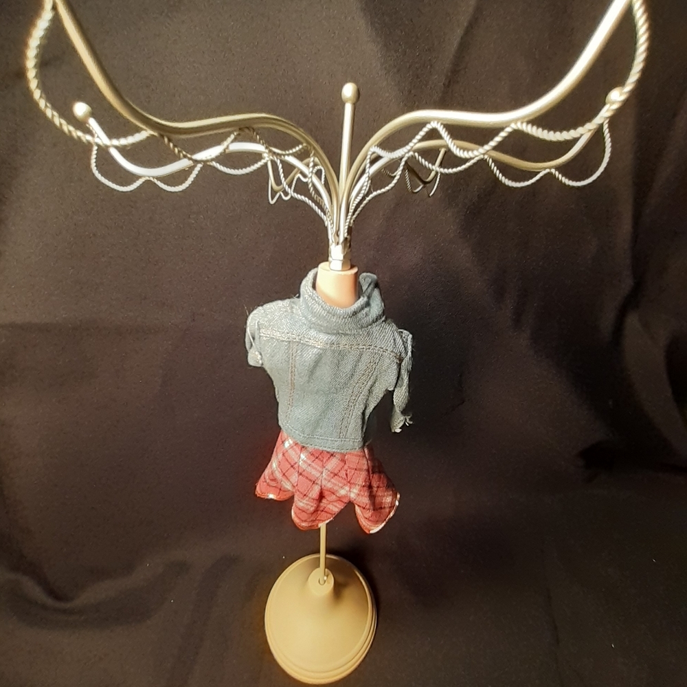 Vintage Modern Teen Jewelry Organizer - Picture 2 of 4
